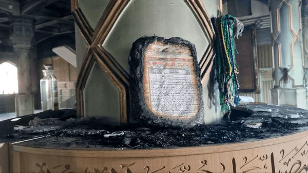 فردا با قرآن به راهپیمایی بیایید