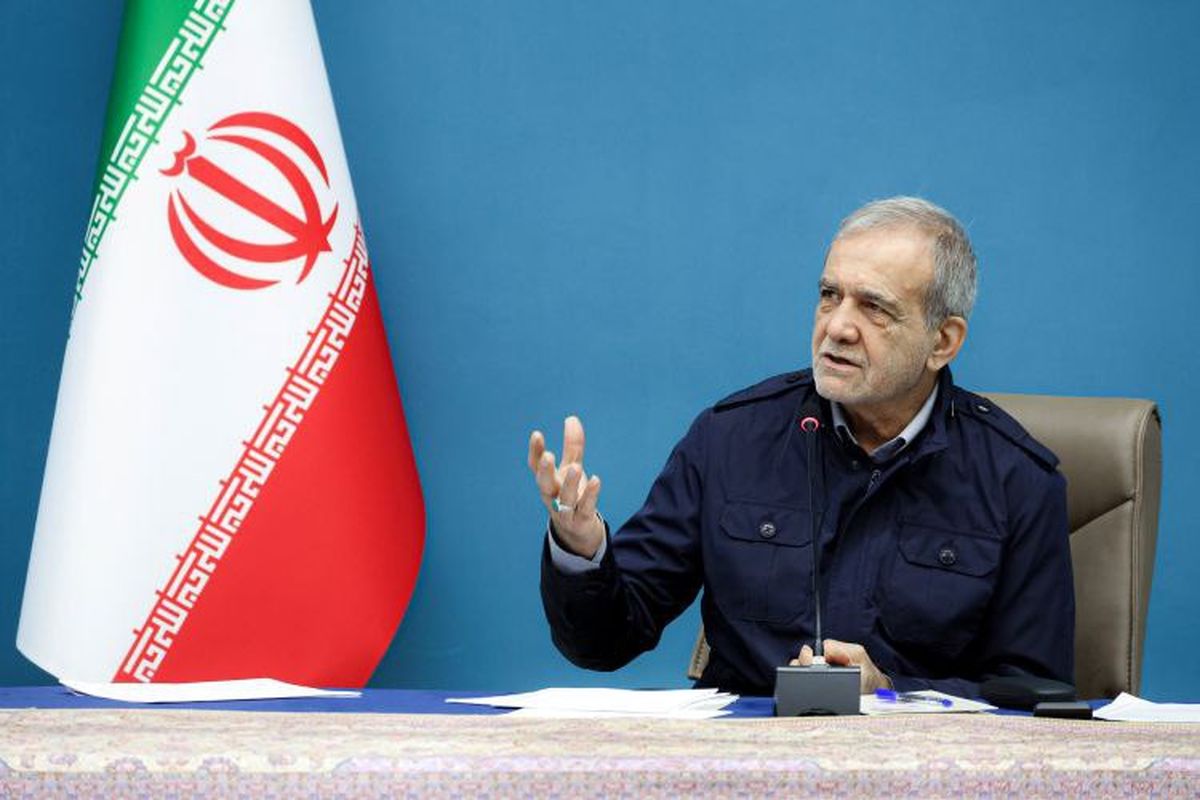 پزشکیان: قادریم بدون نفت زندگی کنیم  / رانت‌خواری صنعت کشور را زمین‌گیر کرده 