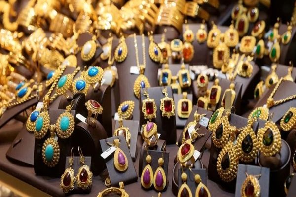 قیمت طلا و سکه امروز ۳۰ مهر ۱۴۰۴ | کاهش ۷۰۰ هزار تومانی سکه امامی