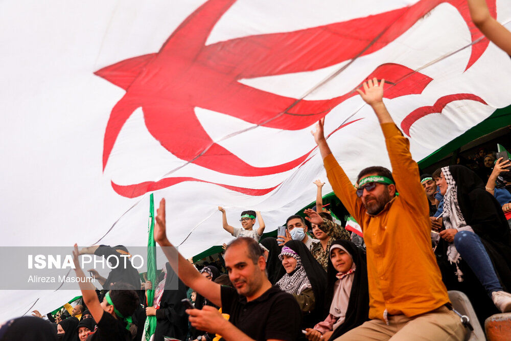 اجتماع خانوادگی «سلام فرمانده» - استادیوم آزادی