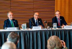 وقتی ترامپ برای تصاحب جام جهانی زیر حرفش زد