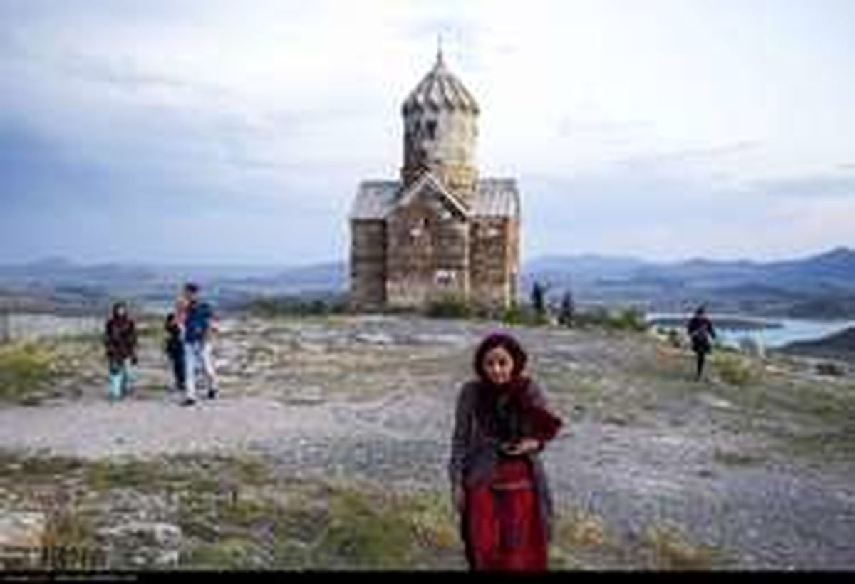 عکس: انتقال ساختمان کلیسای ایرانی به منطقه‌‌ای دیگر!