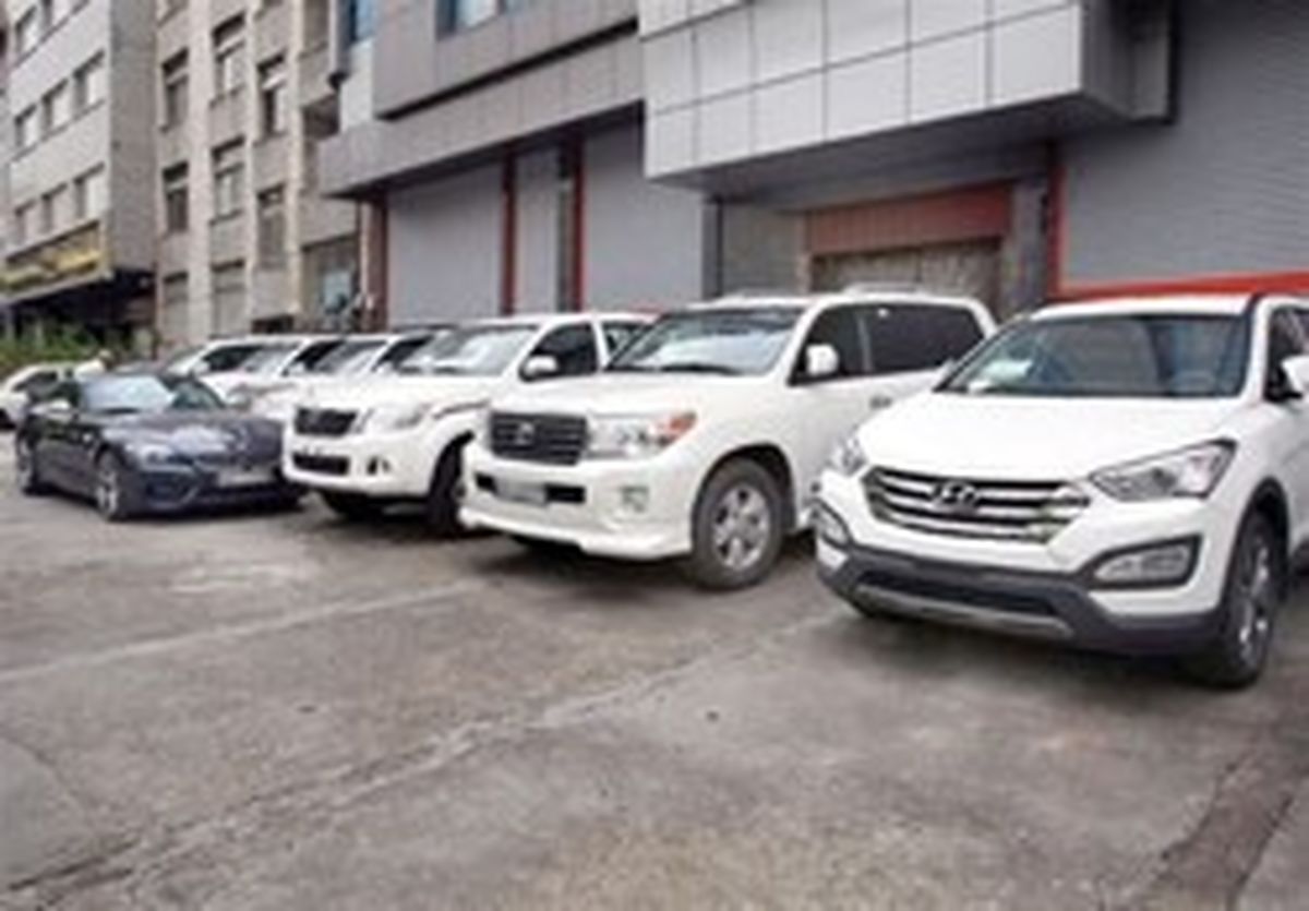 مشاور مدیرعامل ایران خودرو:گرانی خودرو طبیعی است