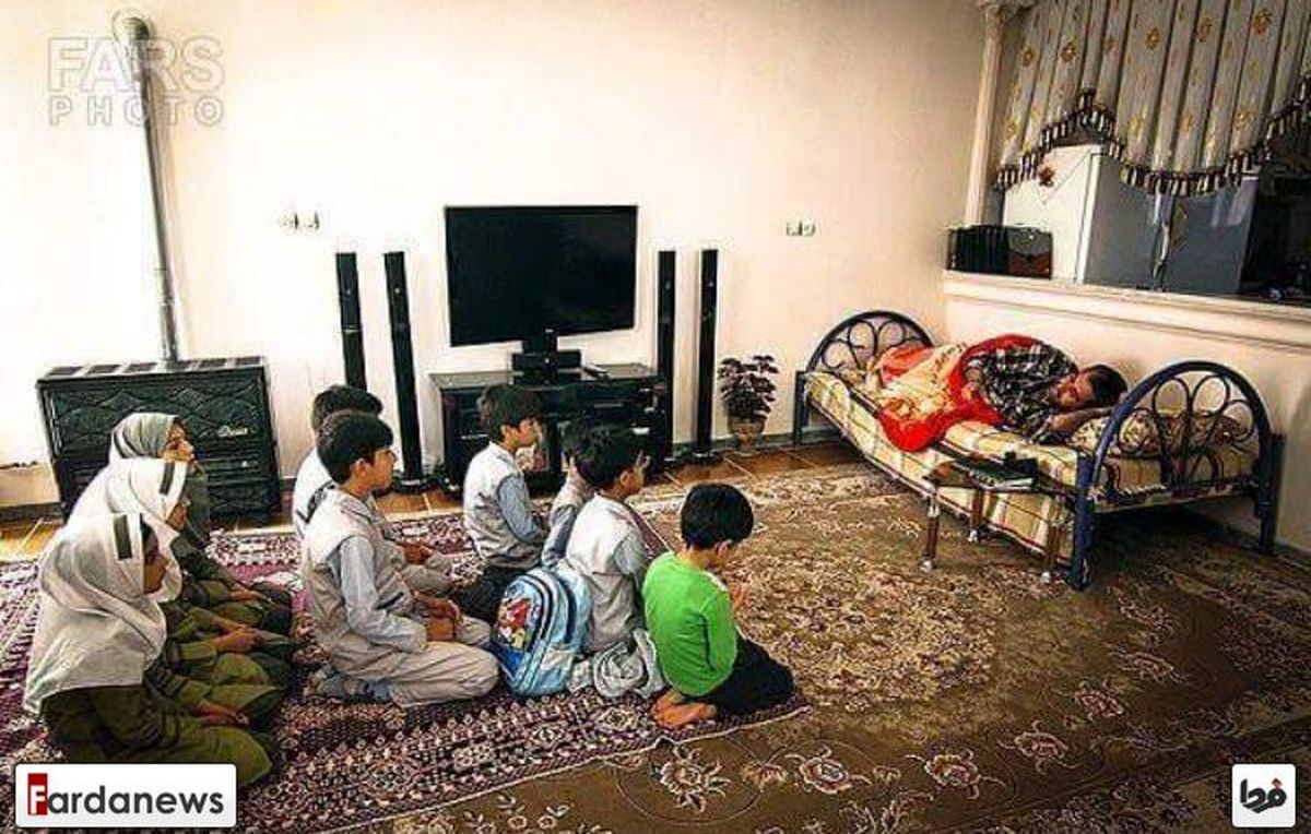 عکس: دلسوزترین معلم دنیا