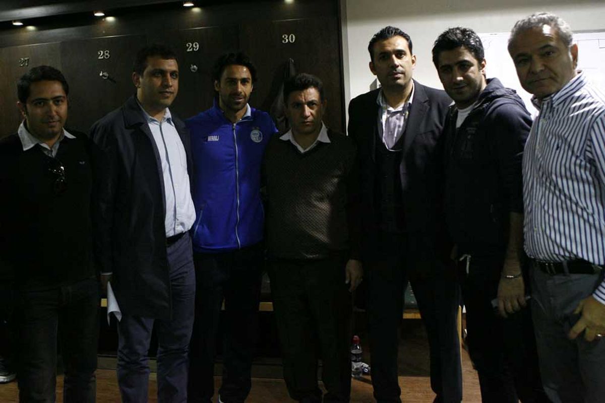 عکس یادگاری بازیکنان استقلال مجیدی