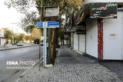 خلوتی خیابان‌ها در یزد؛ حوالی ساعت ۱۵:۳۰