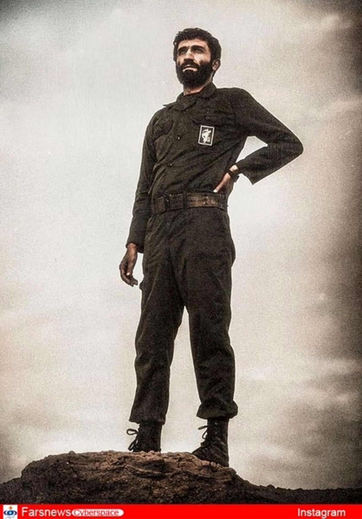 «ایستاده در غبار» دراینستاگرام صداپیشه جناب‌خان +عکس