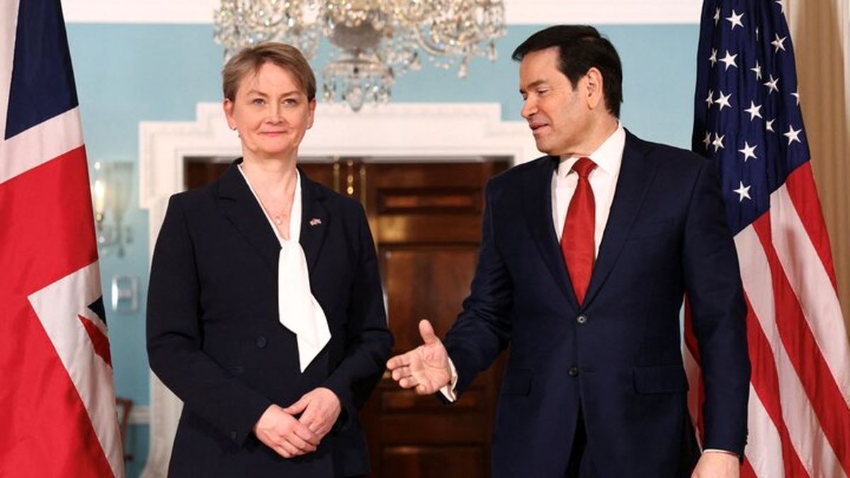 گفت‌وگوی وزیران خارجه آمریکا و انگلیس درباره تنگه هرمز
