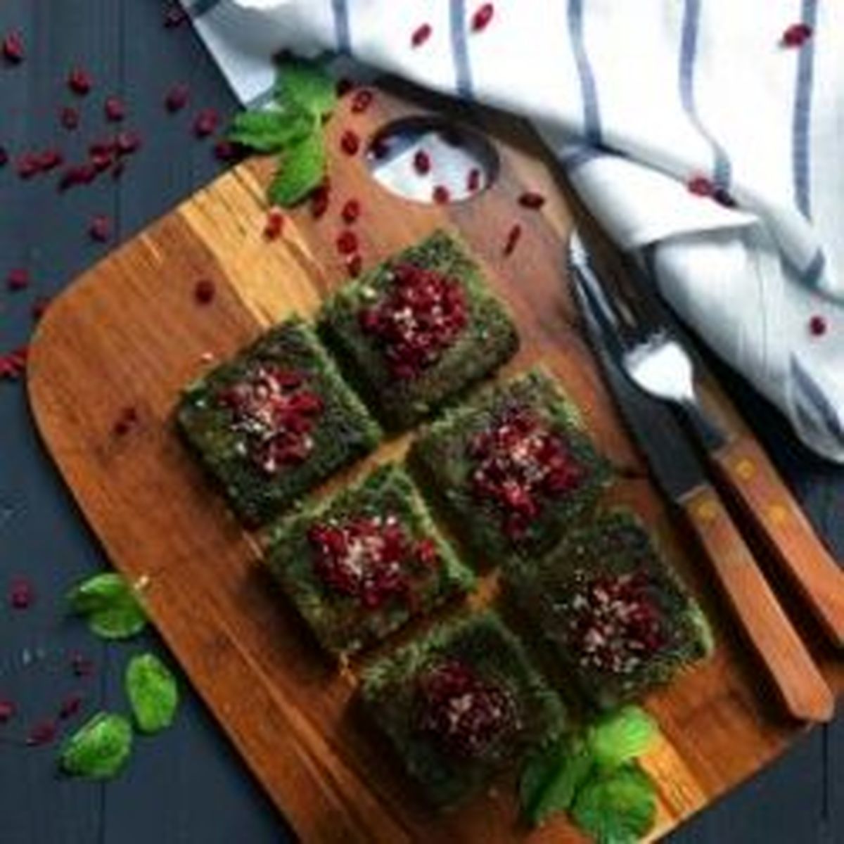 آموزش پخت کوکو سبزی به صورت مرحله‎ای