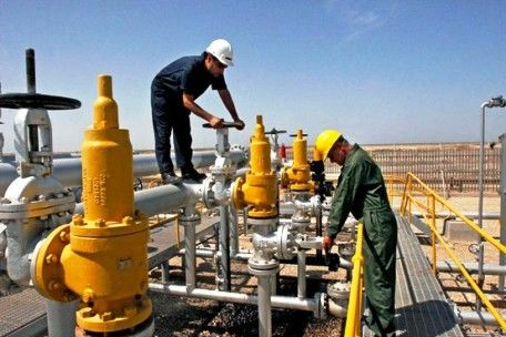 مردم کالای وارداتی نخرند تا رژه برند خارجی در خیابانها را نبینید!