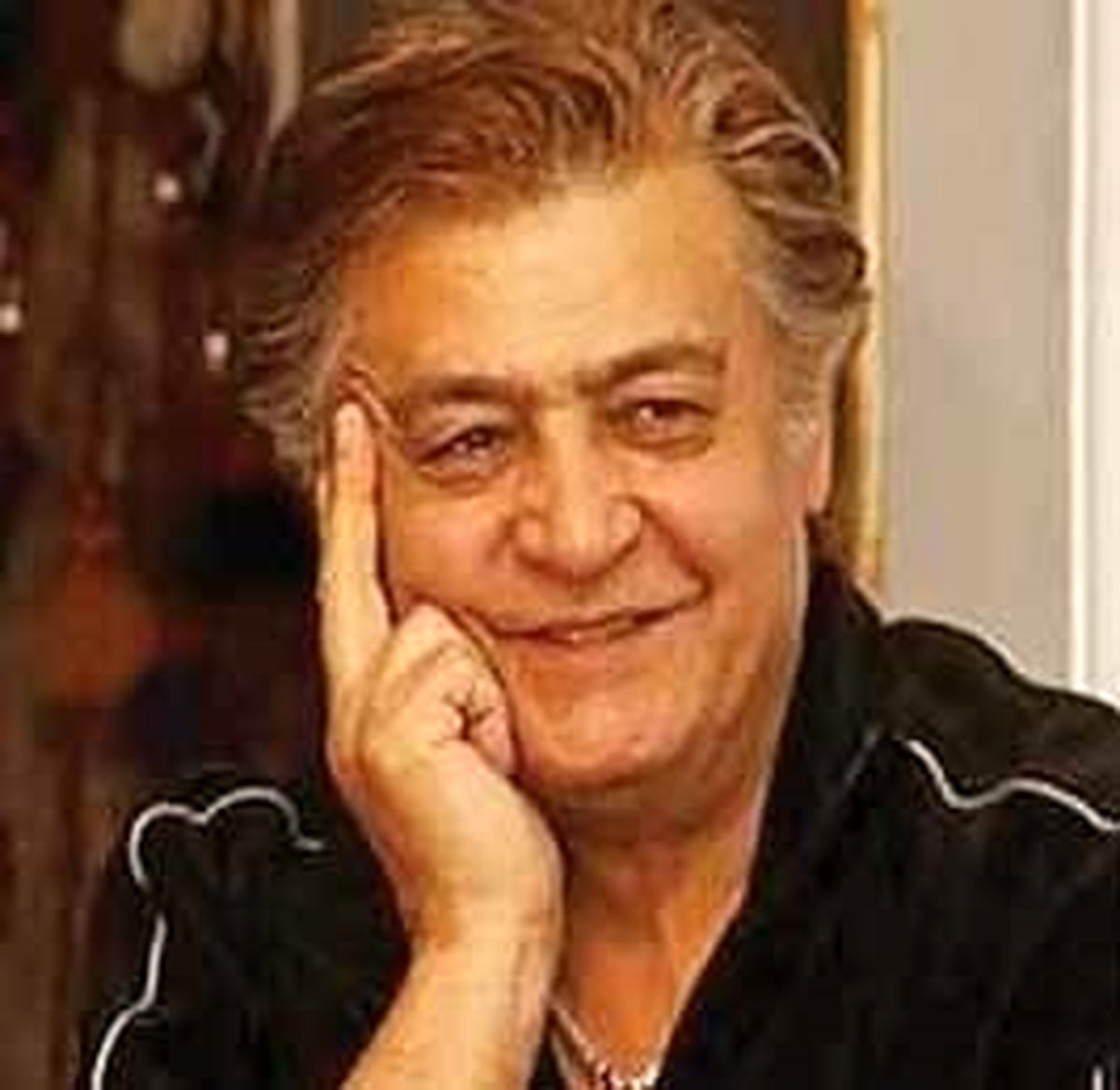 کِیف‌کردن آقای بازیگر با کتاب +عکس