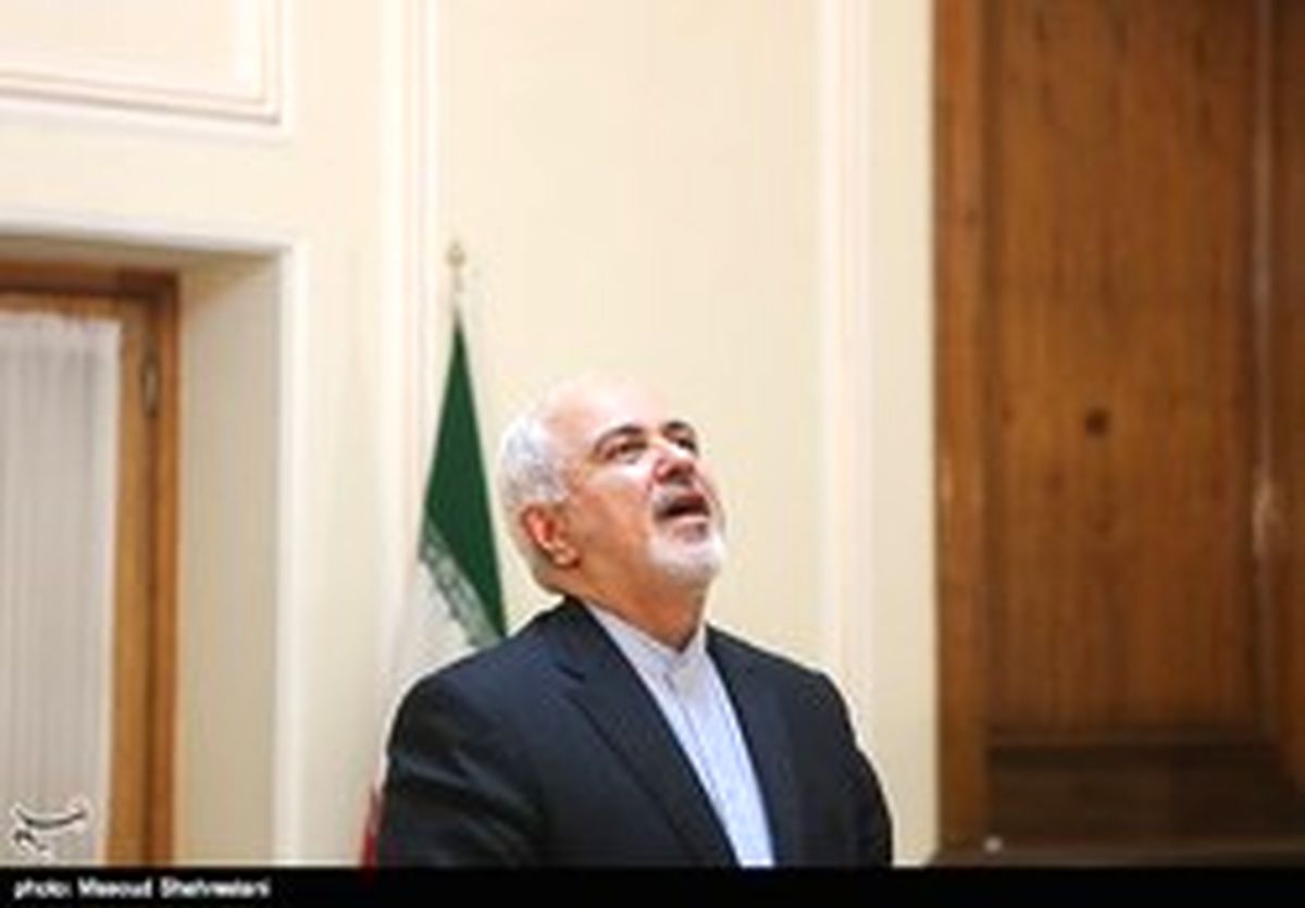 روایت فلاحت پیشه از استعفای ظریف