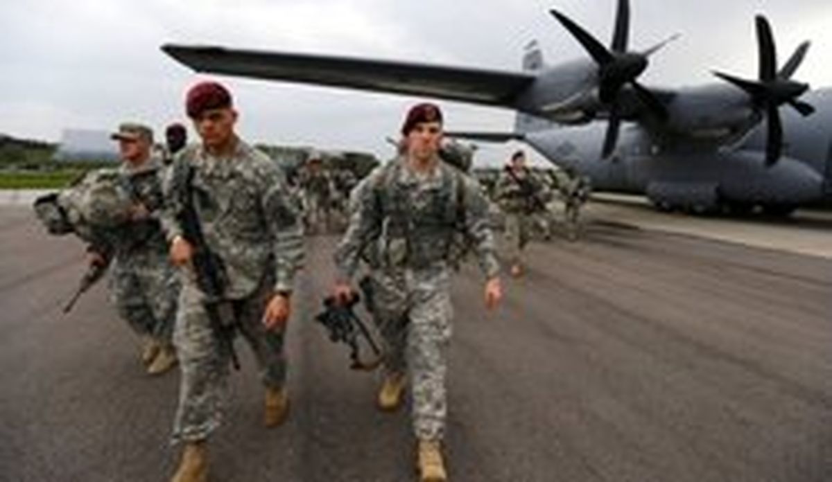 تیلرسون: تا شکست داعش در عراق باقی می‌مانیم