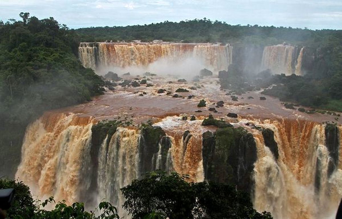 خطرناک‌ترین آبشار جهان/تصاویر