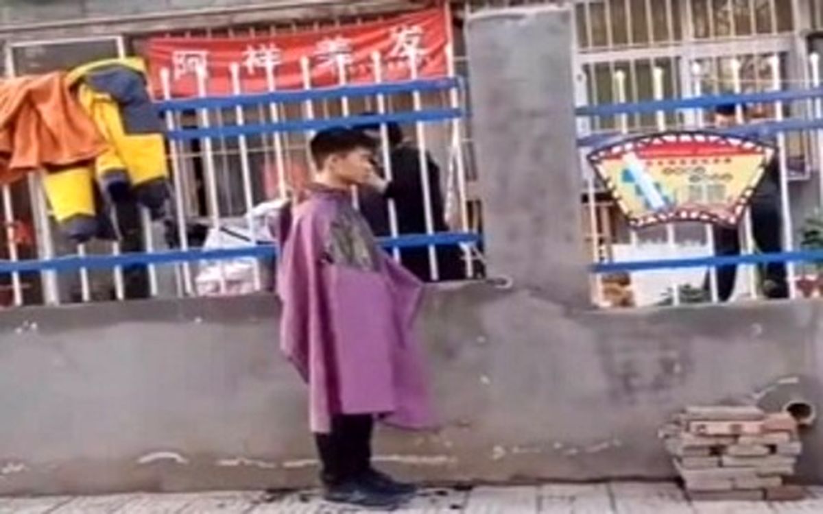 ادامه کار جالب کاسب چینی در قرنطینگی!؟+عکس و فیلم