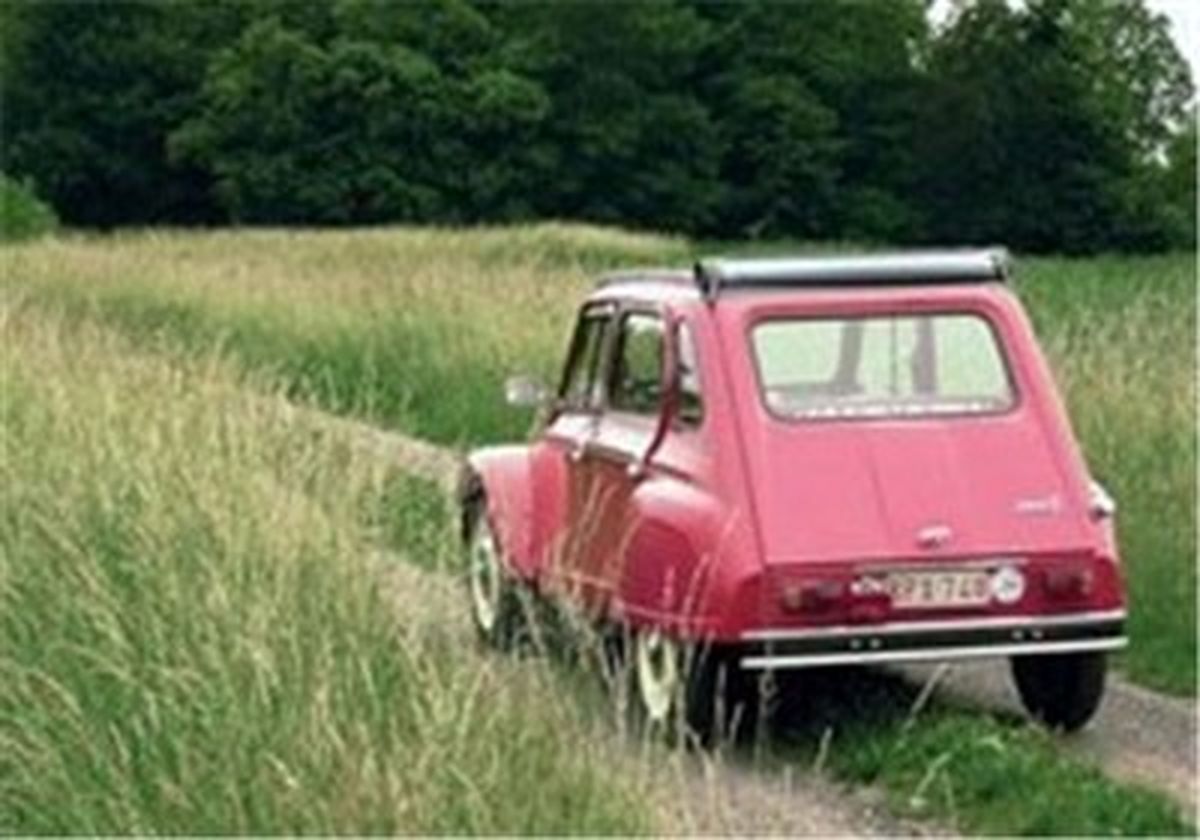 خودرویی که رقیب "پیکان" بود/عکس