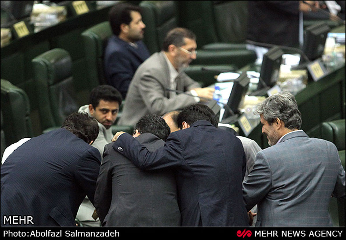 دلیل نگرانی لاریجانی برای روحانی/تصاویر