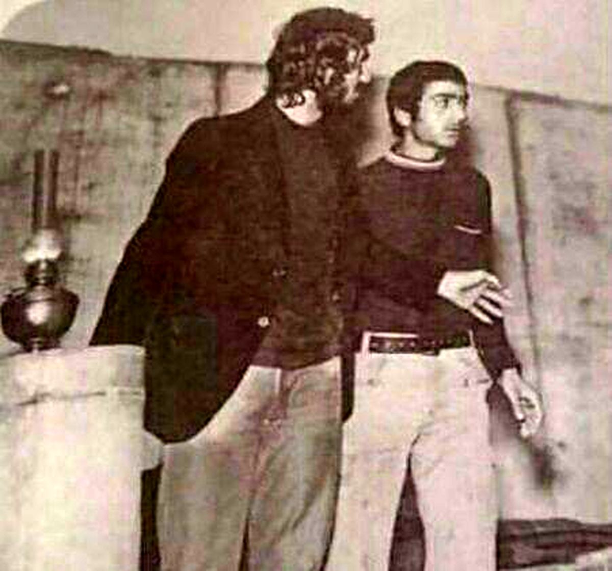 عکس: پرويز پرستويی ۴۱ سال پيش روی صحنه تئاتر