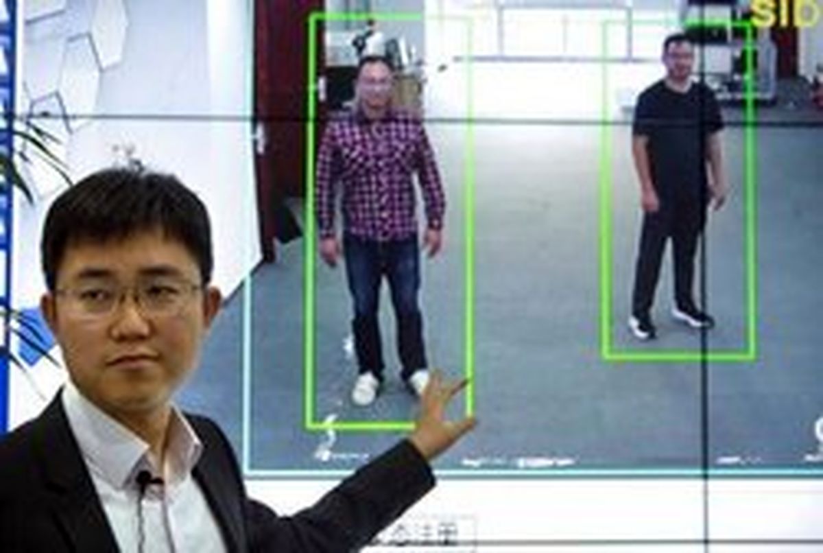 راهکار جدید پلیس چین برای شناسایی افراد! +عکس