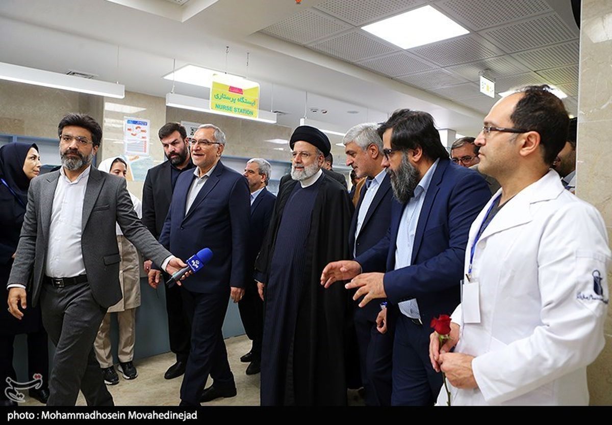 رئیسی: مقابل سختیها نباید میدان را خالی کرد