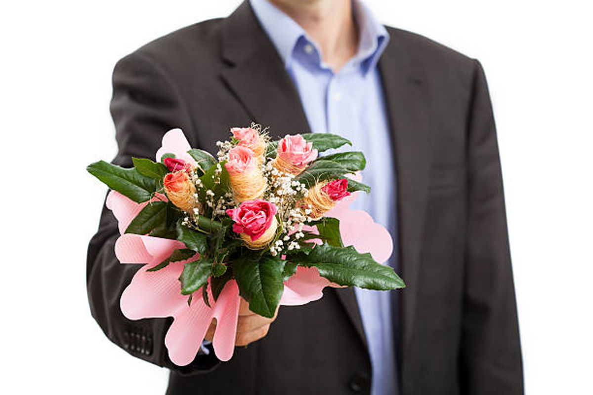 ۴ توصیه برای وقتی که خواستگارتان فاصله سنی زیادی با شما دارد