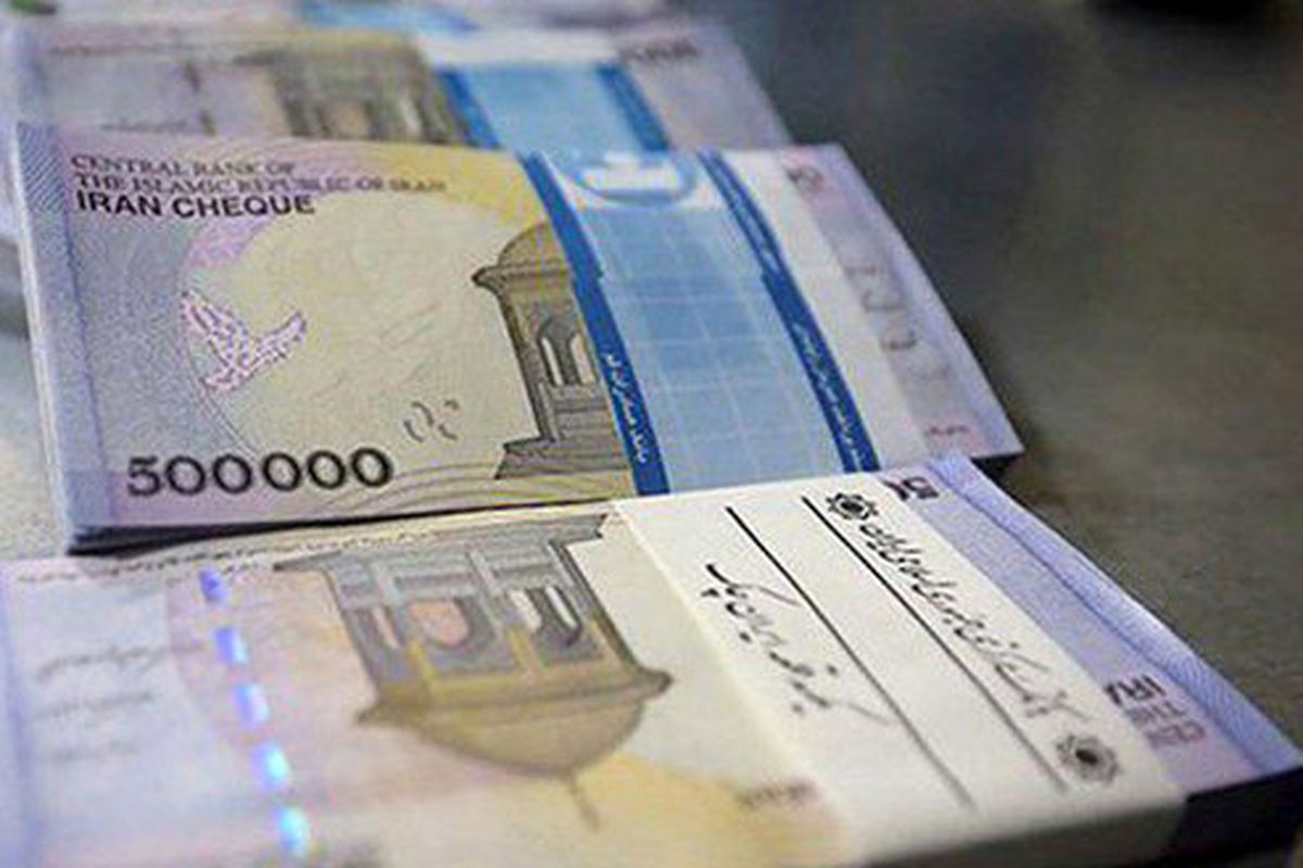 دژپسند: مالیات بر سود سپرده های بانکی مطرح نبوده و نیست