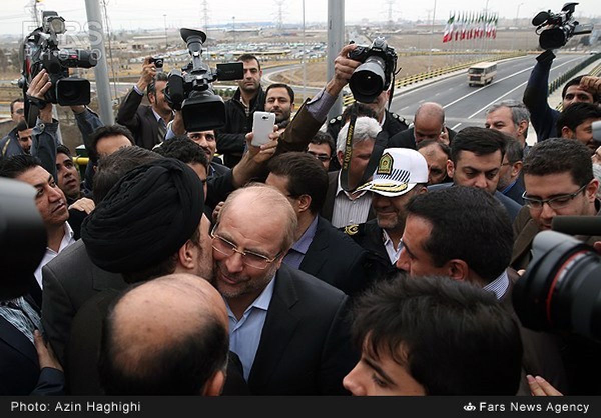 عکس/مصافحه‌قالیباف‌باسیدحسن‌خمینی