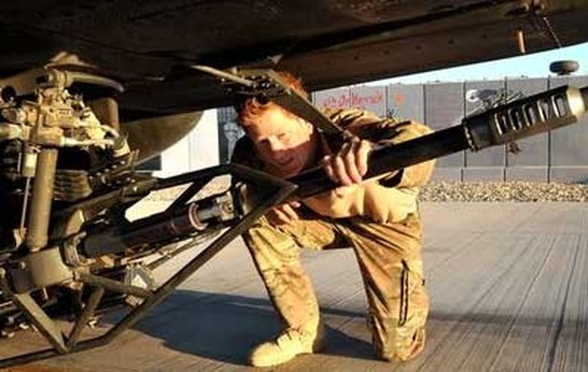 شاهزاده هری و کشتههای «بازیِ جنگ» در افغانستان+عکس