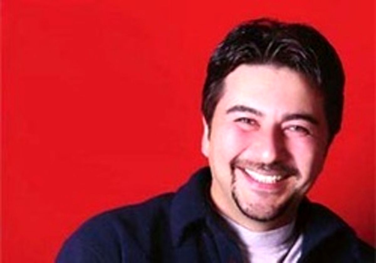 خاطره جالب سبیل آقای پدر در سریال زی زی گولو +فیلم