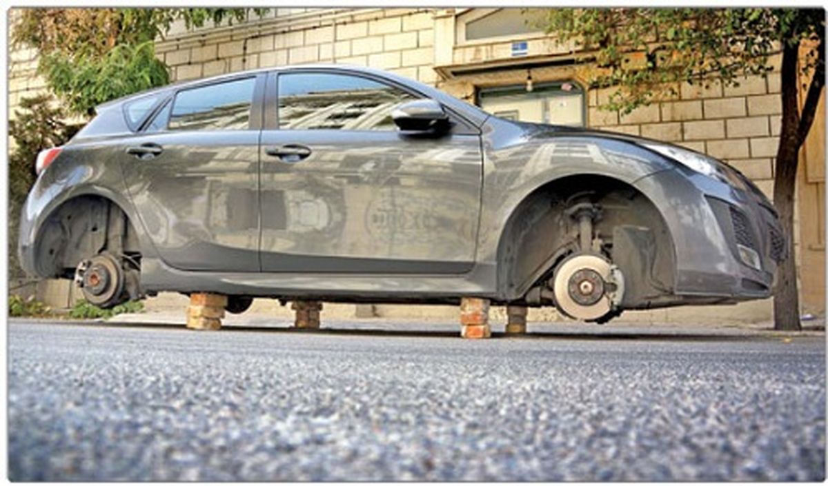 عکس/سرقت 4چرخ خودرو در جنت‌آباد!