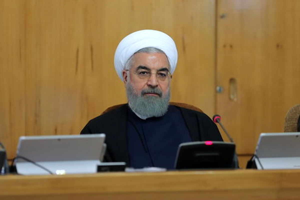 روحانی: دستگاهها برای رونق کسب و کار برنامه ریزی کنند