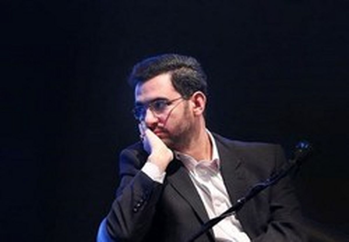 وعده وزیر درباره حل مشکل مزاحمت پیامکهای تبلیغاتی