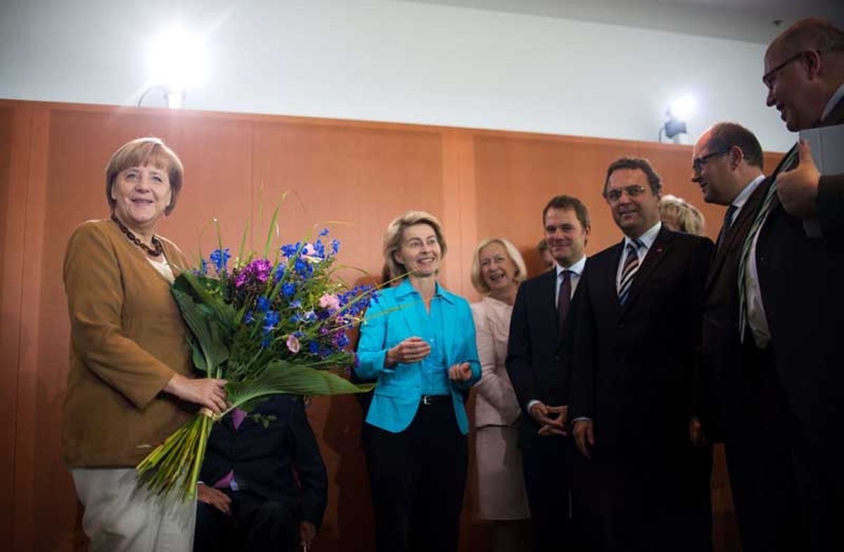 خانم صدراعظم 59 ساله شد/عکس