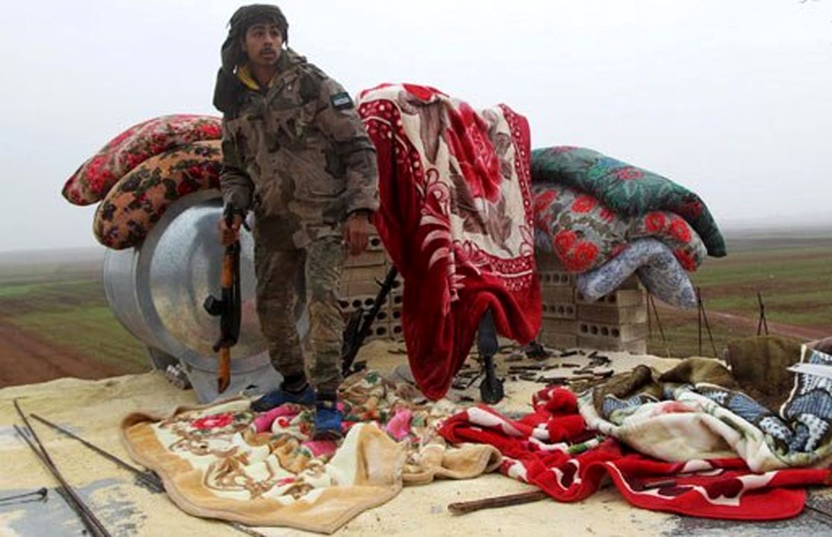 عکس: سنگر عجیب یک تروریست در سوریه