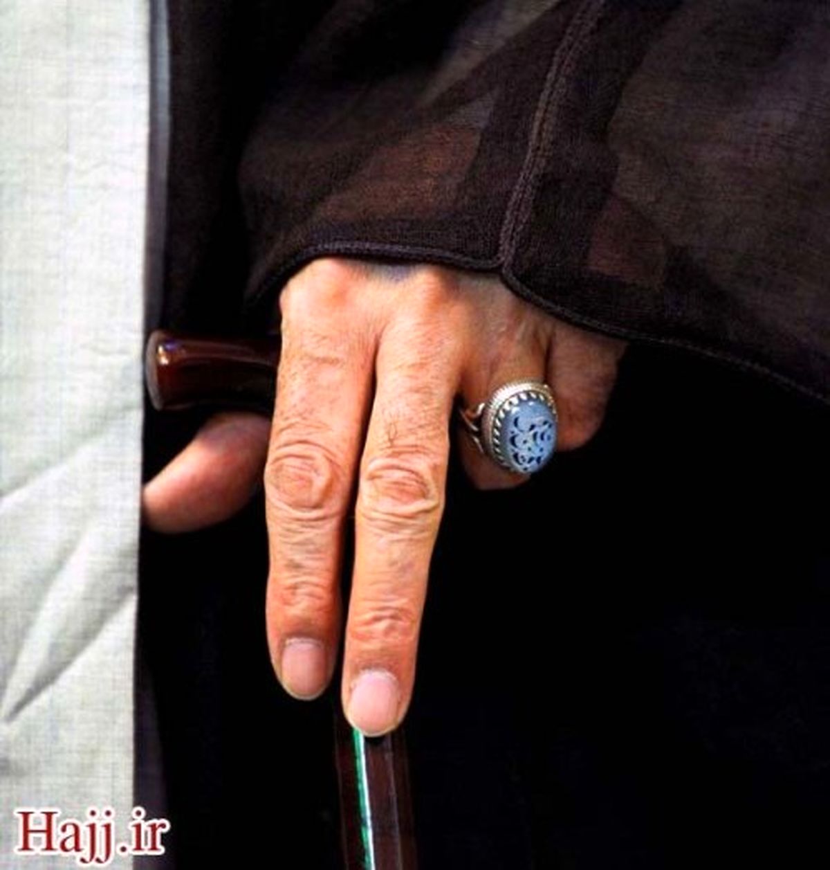 عکس/ نقش انگشتری رهبر انقلاب چیست؟
