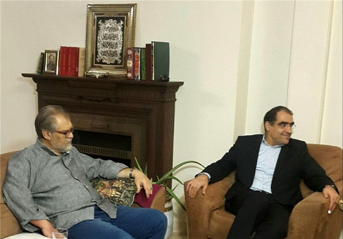 عیادت وزیر بهداشت از نادر طالب‌زاده +عکس