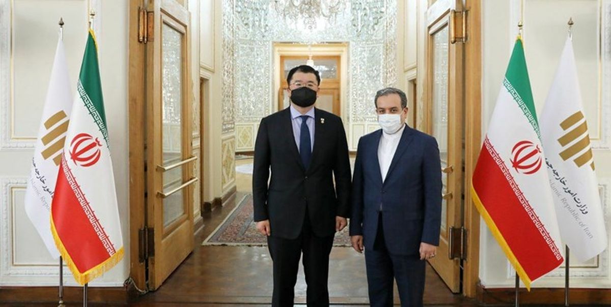 رایزنی عراقچی و مقام کره ای در تهران