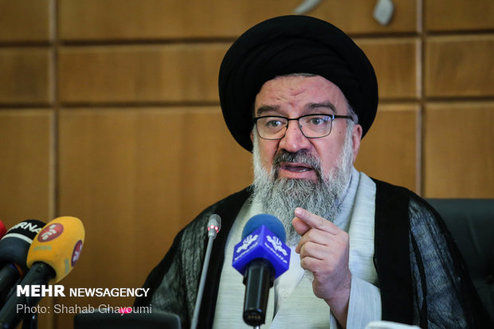 آیت الله خاتمی: آمریکا متهم نخست شیوع ویروس کرونا است