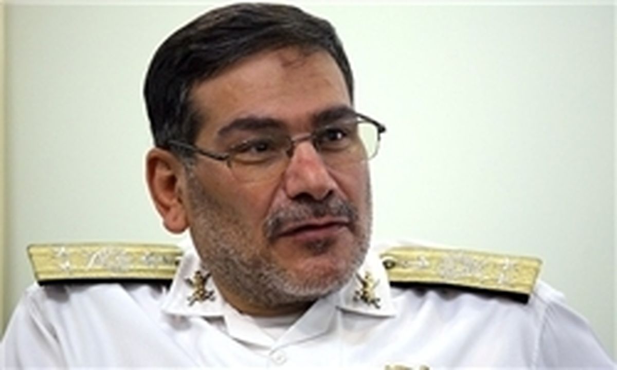شمخانی: با بانیان آشوبهای اخیر قاطعانه برخورد خواهد شد