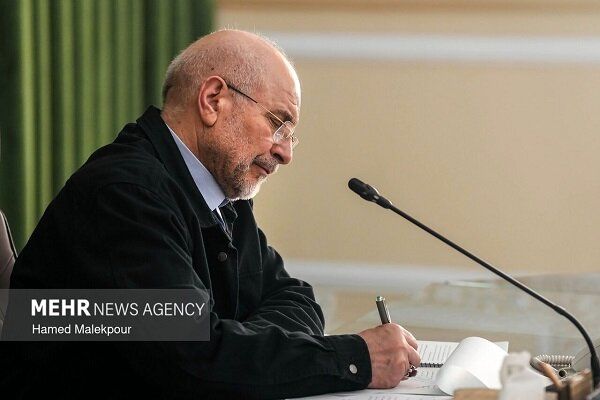 قالیباف قهرمانی تیم ملی فوتسال ایران در آسیا را تبریک گفت