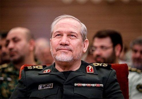 با موافقت رهبر انقلاب سرلشکر صفوی سمت جدید گرفت