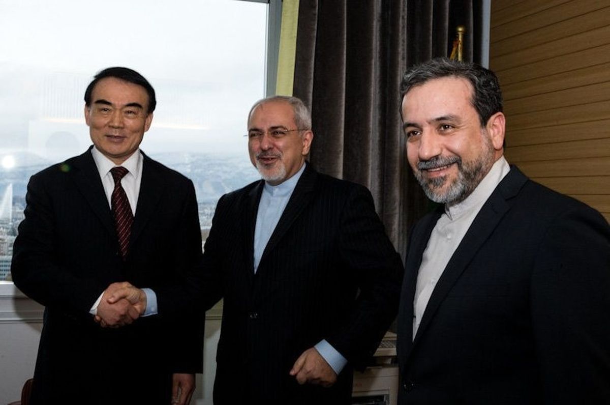 دیدار ظریف با هیات چینی/عکس