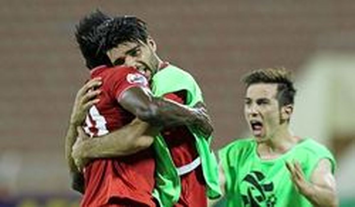 احتمال ماندن طارمی در پرسپولیس وجود دارد