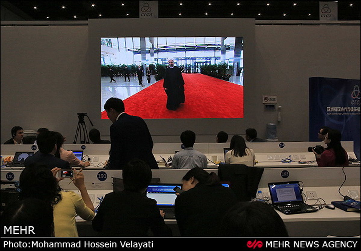 روحانی در اجلاس سیکا /تصاویر