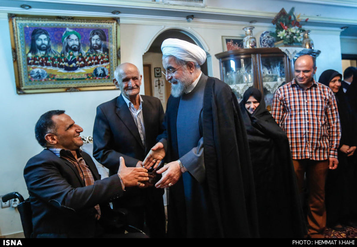 تصاویر:دیدار روحانی با خانواده جانباز مهدوی خواه