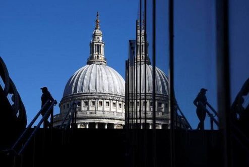 ورود ارتش انگلیس به جنگ با کرونا