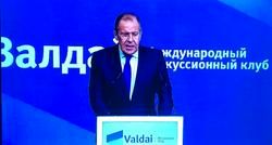 لاوروف: آمریکا در سوریه با آتش بازی نکند