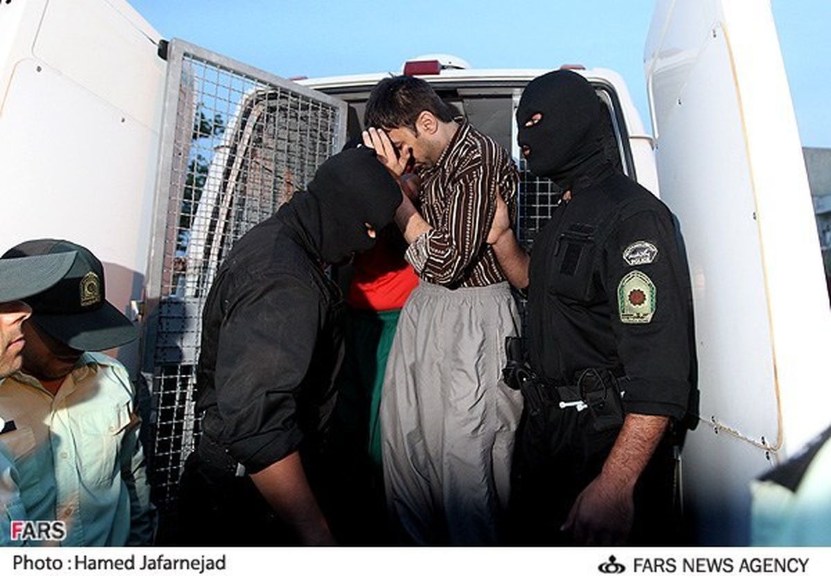 تصاوير/ ‌اعدام ۴ متجاوز به‌عنف در تهران