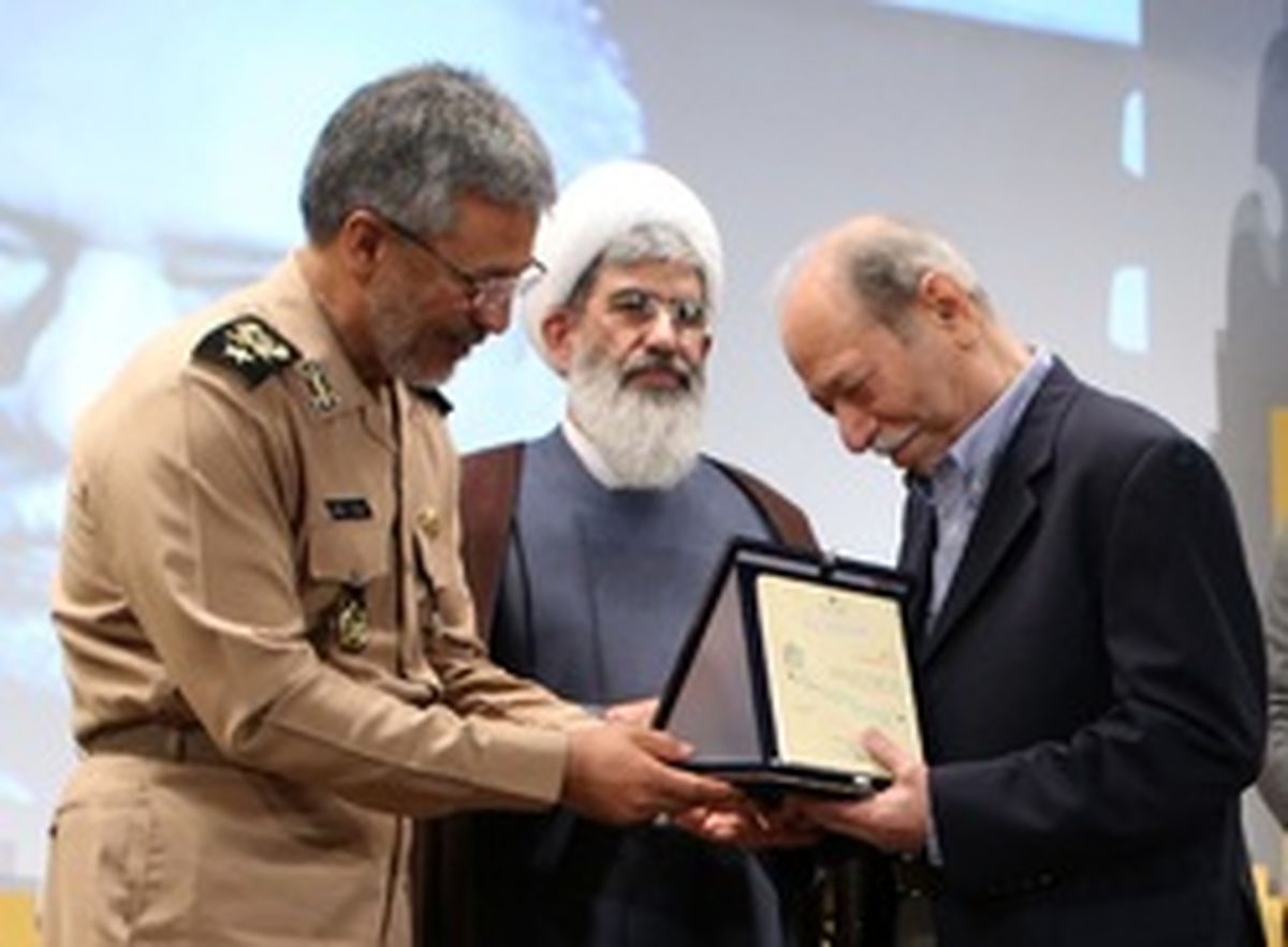 دریادار سیاری: وارد شدن به هنر سخت و پرزحمت است