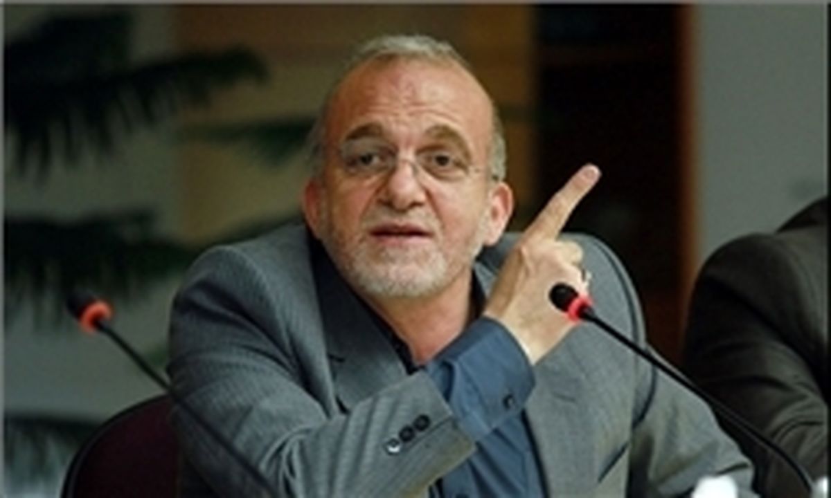 فولادگر: اروپا ایران را به آمریکا ترجیح نمی‌دهد